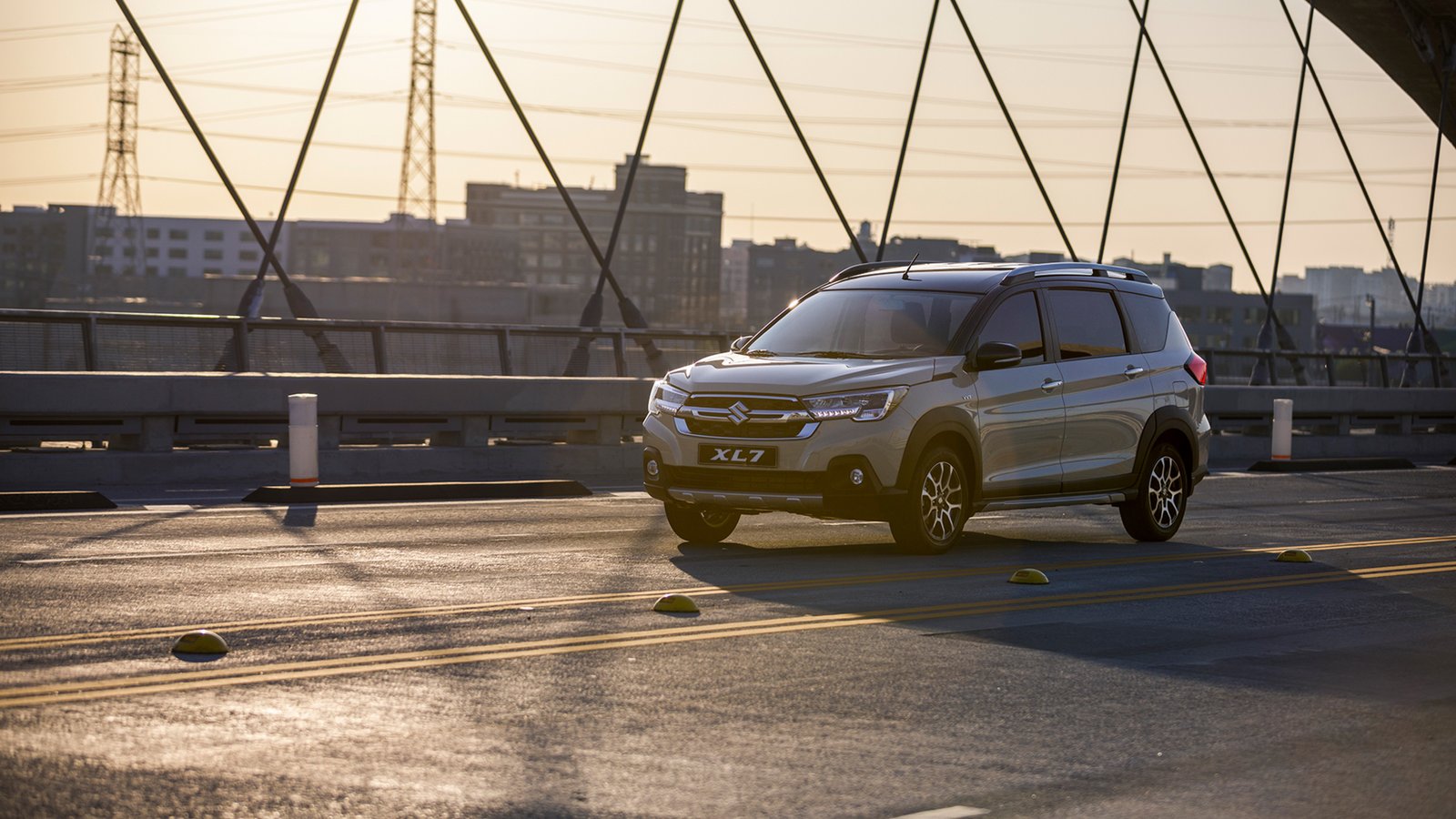 Suzuki XL7